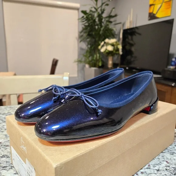 NEW Christian Louboutin Sweetie Jane Navy Flats Size 39 - Picture 2 of 10